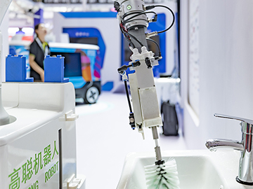 手臂清洁机器人