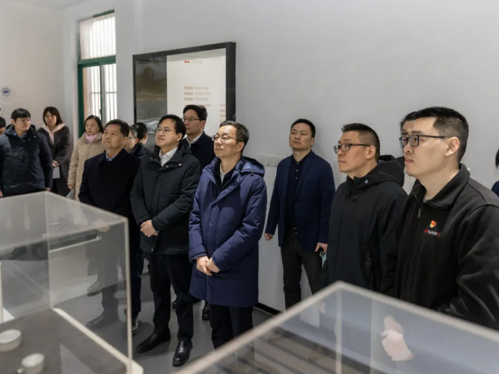 创新驱动 智造未来丨市委副书记、市长周伟率队调研华体会体育-华体会(中国)
